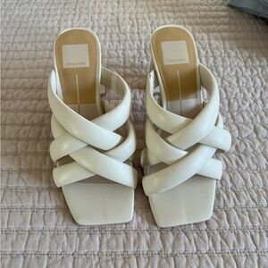 Dolce Vita Women's Ivory Vita Parice Sandals